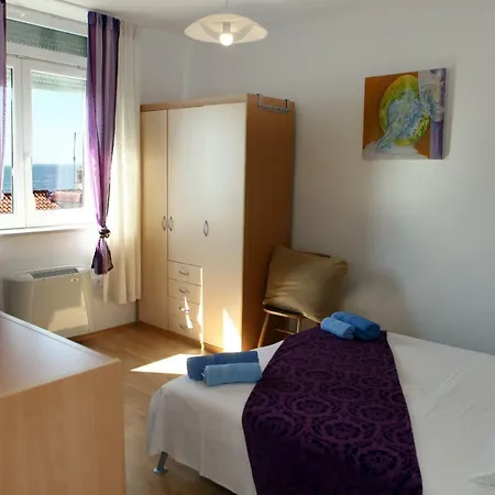 Apartma Dante Appartement *